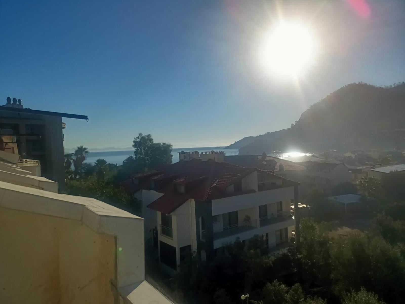 Sen Apart Turunç Bagian luar foto